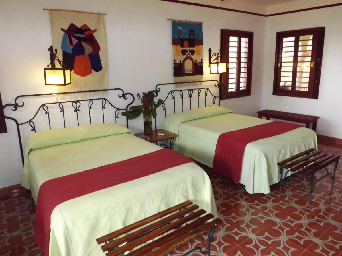 Hacienda Uxmal Plantation & Museum Hotel Стая снимка